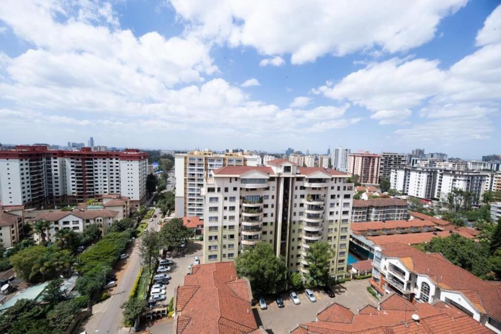 Furnished Apartment In Kilimani Nairobi Buitenkant foto